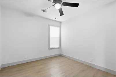 8004 Ferndale Drive, Benbrook, TX 76116 - Photo 22