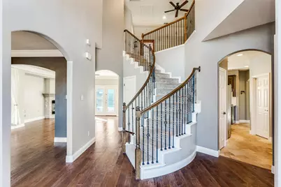 9005 Ranch Bluff Court, Benbrook, TX 76126 - Photo 4