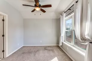 9005 Ranch Bluff Ct, Benbrook, TX 76126 - Photo 26