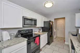 2001 Newcastle Cir, Plano, TX 75075 - Photo 10