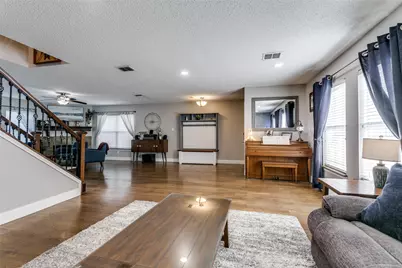 909 Orchid Drive, Lewisville, TX 75067 - Photo 8