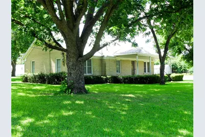 1717 Pipeline Road, Cleburne, TX 76033 - Photo 4