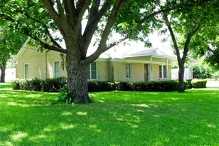 1717 Pipeline Rd, Cleburne, TX 76033 - Photo 4