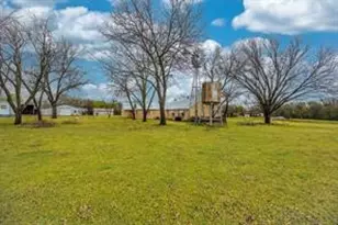 1717 Pipeline Rd, Cleburne, TX 76033 - Photo 1