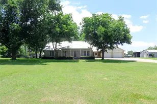 1717 Pipeline Rd, Cleburne, TX 76033 - Photo 22