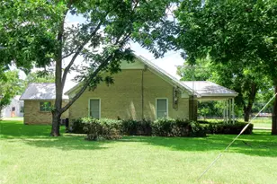 1717 Pipeline Rd, Cleburne, TX 76033 - Photo 24