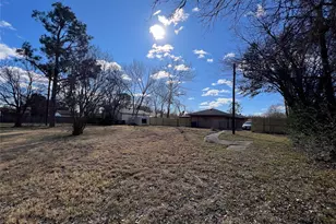1609 E Peyton St, Sherman, TX 75090 - Photo 26