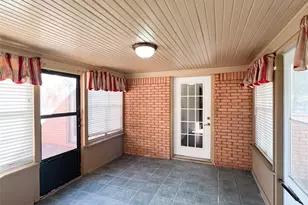 1609 E Peyton St, Sherman, TX 75090 - Photo 16