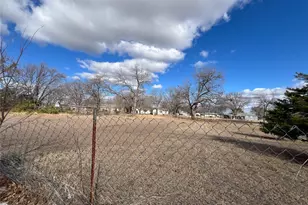 1609 E Peyton St, Sherman, TX 75090 - Photo 28