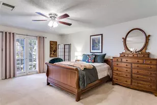 1213 Greenbriar Ln, Arlington, TX 76013 - Photo 20