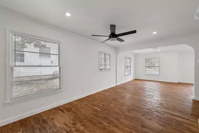 916 N 43rd Street, Waco, TX 76710 - Photo 8