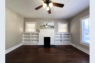 823 W Hickory Street, Denton, TX 76201 - Photo 2