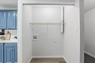 2212 Briardale Rd, Fort Worth, TX 76119 - Photo 4