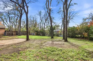 2212 Briardale Rd, Fort Worth, TX 76119 - Photo 24