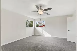 2212 Briardale Rd, Fort Worth, TX 76119 - Photo 18