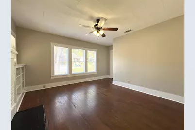 821 W Hickory Street, Denton, TX 76201 - Photo 8