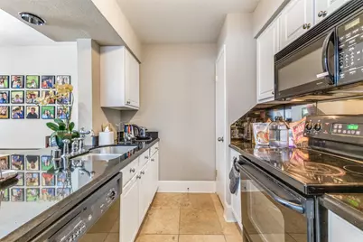 5908 Sandhurst Lane #244, Dallas, TX 75206 - Photo 4