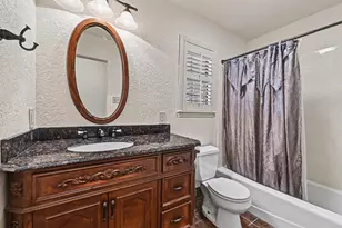 304 Trollinger St, Whitesboro, TX 76273 - Photo 20