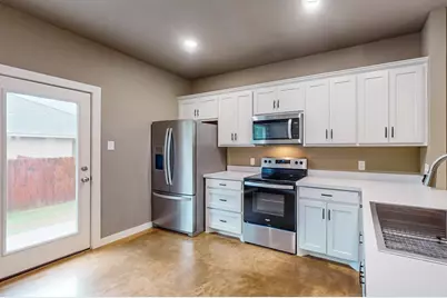 209 S Baugh Street, Alvarado, TX 76009 - Photo 4