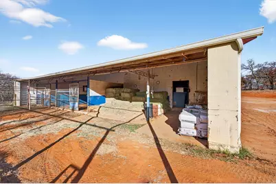7154 E Fm 922, Valley View, TX 76272 - Photo 10