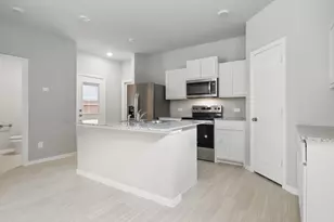 3129 Maple Orch Ln, Fort Worth, TX 76140 - Photo 2