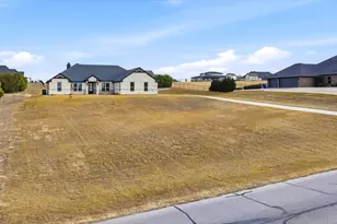 204 Martin Dr, Granbury, TX 76049 - Photo 12