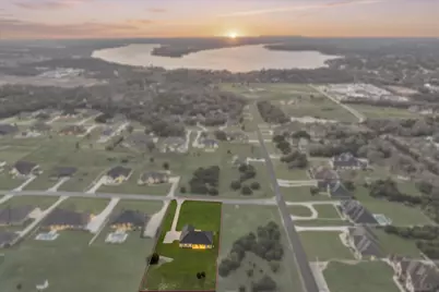 204 Martin Drive, Granbury, TX 76049 - Photo 14