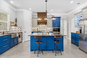 204 Martin Dr, Granbury, TX 76049 - Photo 10