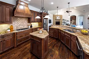 3606 S Versailles Ave, Dallas, TX 75209 - Photo 8