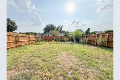 1602 Autumn Breeze Lane, Lewisville, TX 75077 - Photo 28