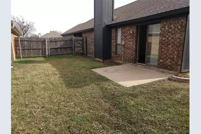 5704 Congressional Drive, Arlington, TX 76018 - Photo 18