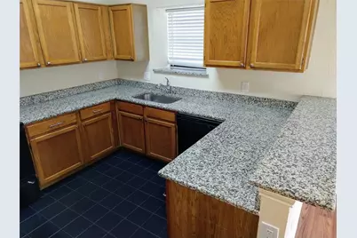 5704 Congressional Drive, Arlington, TX 76018 - Photo 6
