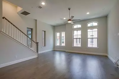 1366 Branchwood Place, Dallas, TX 75215 - Photo 10