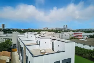 4611 Fairmount St, Dallas, TX 75219 - Photo 2