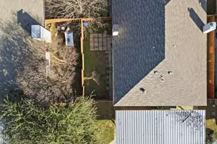 2306 Carol Good Ln, Carrollton, TX 75006 - Photo 20