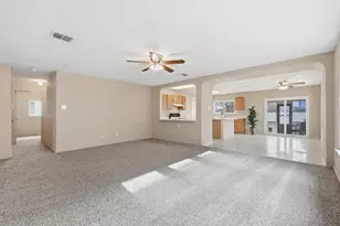 3148 Spyglass Dr, Grand Prairie, TX 75052 - Photo 8