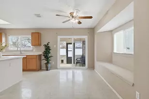 3148 Spyglass Dr, Grand Prairie, TX 75052 - Photo 10