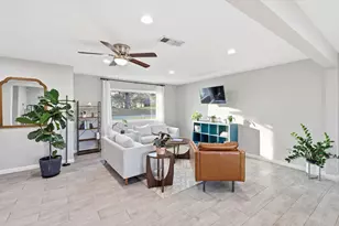 904 Scott Dr, Hurst, TX 76053 - Photo 8