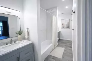 9600 Royal Ln, Dallas, TX 75243 - Photo 22