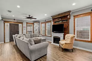 1815 S 12th St, Waco, TX 76706 - Photo 10