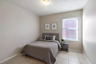 7928 Meadow Spring Ln, Fort Worth, TX 76120 - Photo 16