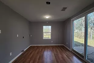 108 Monroe St, Cleburne, TX 76033 - Photo 10