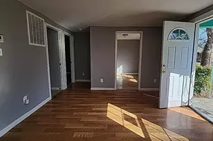 108 Monroe St, Cleburne, TX 76033 - Photo 8