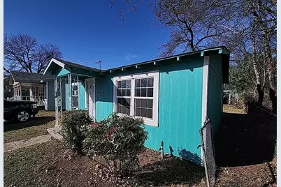 108 Monroe Street, Cleburne, TX 76033 - Photo 2