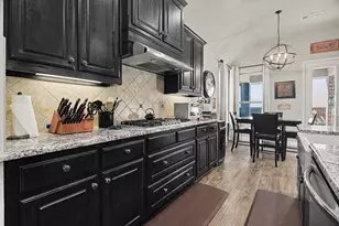 9924 Bitterroot Dr, Little Elm, TX 75068 - Photo 8