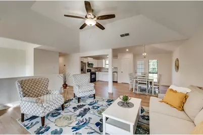 917 Shannon Creek Drive, Mansfield, TX 76063 - Photo 14