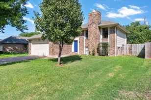 917 Shannon Creek Dr, Mansfield, TX 76063 - Photo 2