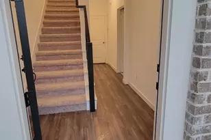 2739 Levee Ln, Lewisville, TX 75067 - Photo 6