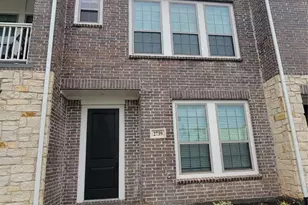 2739 Levee Ln, Lewisville, TX 75067 - Photo 2