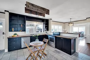 119 W University Ave, Waxahachie, TX 75165 - Photo 4